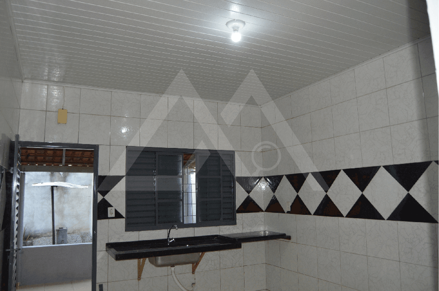 Rua 22 qd 08 LT 9b parque mansões Regina - Goianira/GO