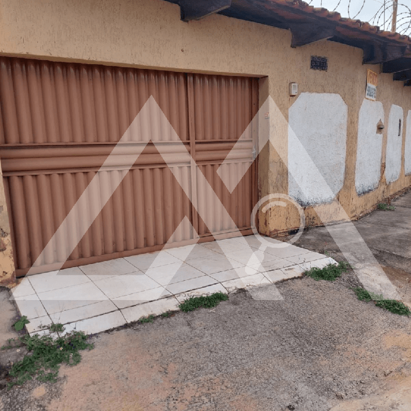 Casa setor Balneário.  Av Goiás norte. - Goiânia/GO